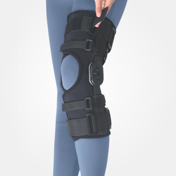 زانوبند توانبخشی با مفصل مدرج طب و صنعت